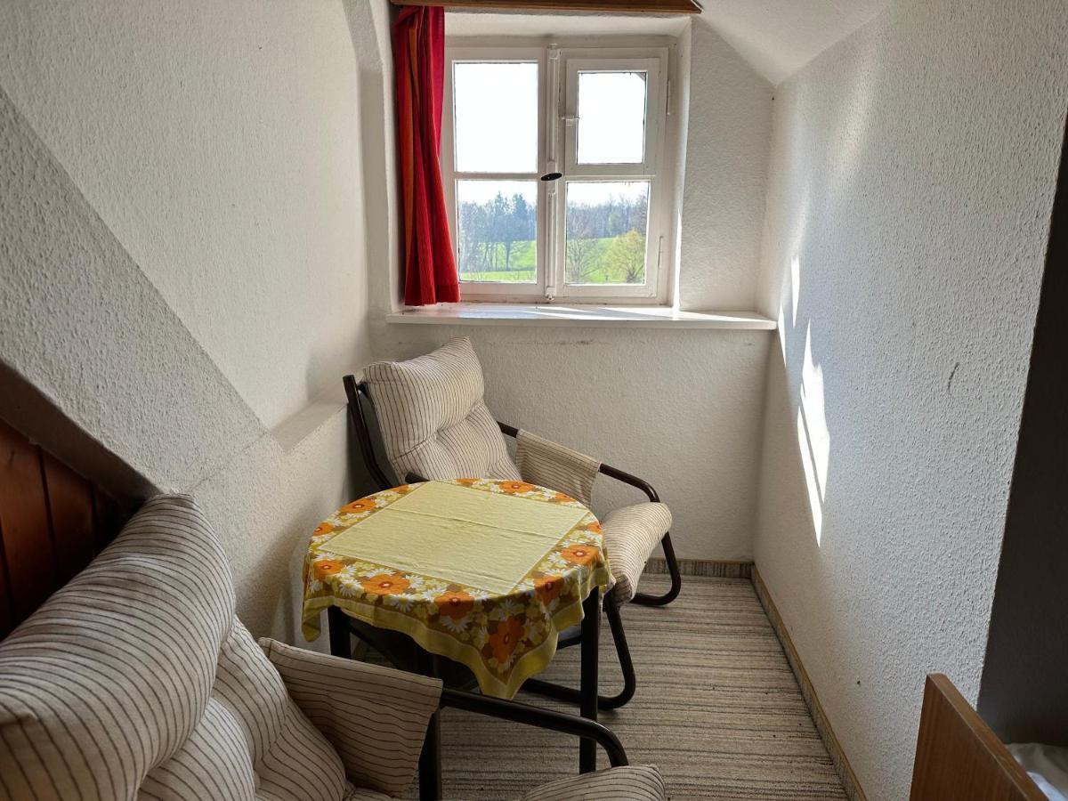 Gaestehaus Gut Frauendorf Windorf  Exterior foto