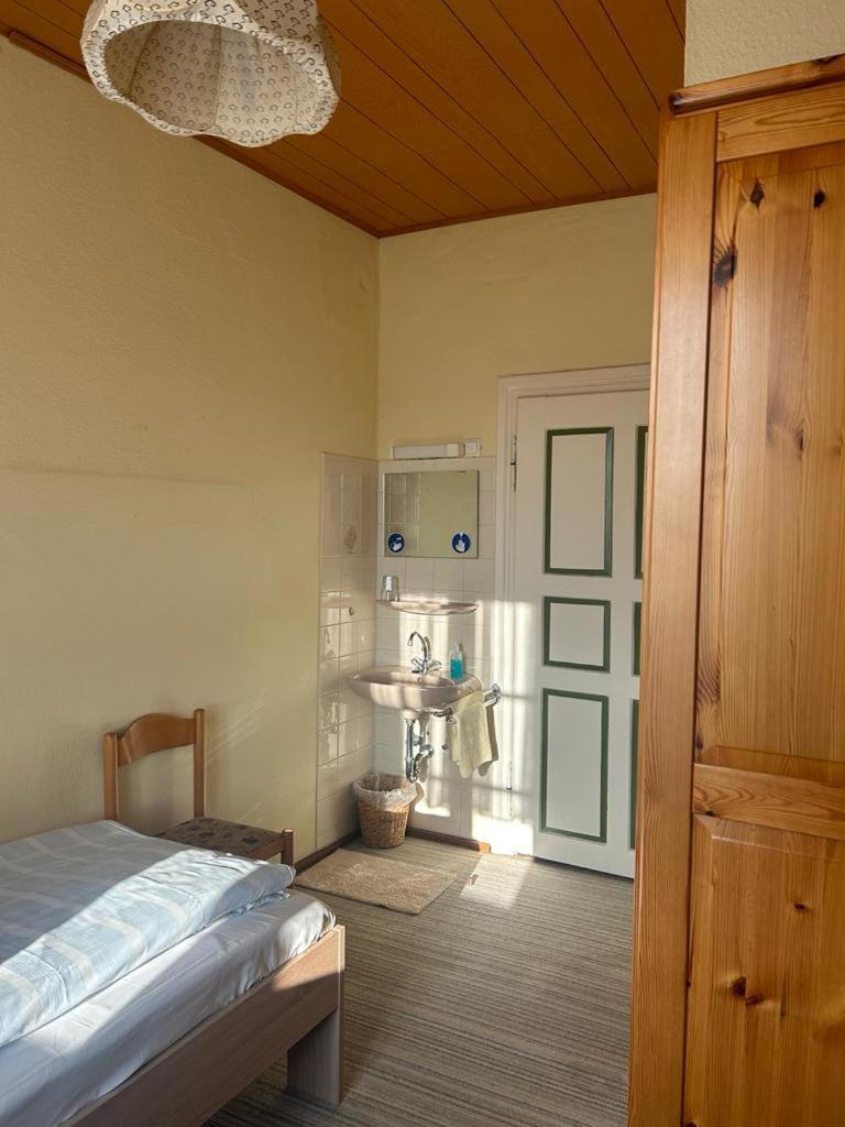 Gaestehaus Gut Frauendorf Windorf  Exterior foto